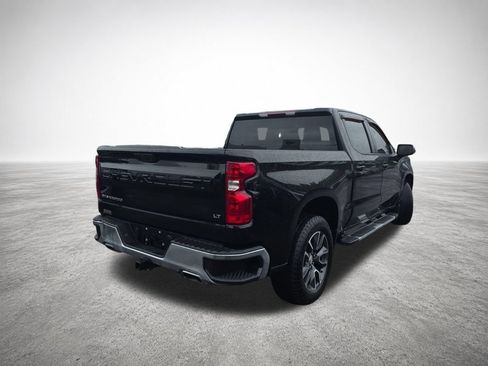 Used 2022 Chevrolet Silverado 1500 LT w/ Z71 Off-Road Package AWD/4WD image 8
