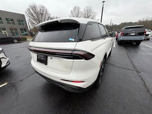 New 2026 Lincoln Nautilus Premier w/ Jet Appearance Package image 7