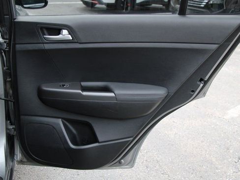 Used 2020 Kia Sportage LX w/ LX Popular Package image 27