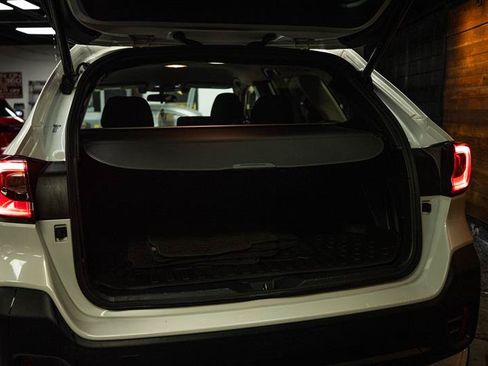 Used 2022 Subaru Outback Premium AWD/4WD image 7