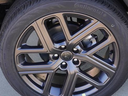 New 2026 Jeep Compass Latitude AWD/4WD image 11