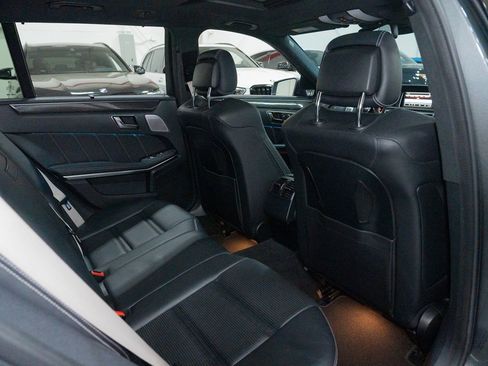 Used 2014 Mercedes-Benz E 63 AMG S-Model w/ Driver Assistance Package image 36