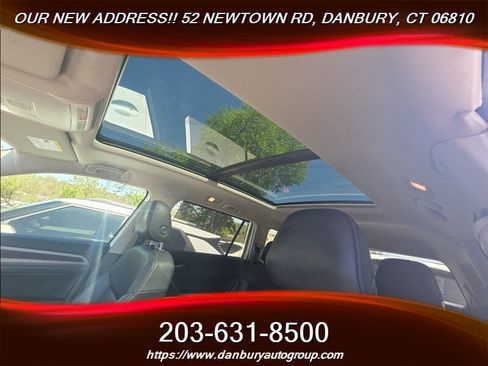 Used 2020 Volkswagen Atlas SE w/ Panoramic Sunroof Package FWD image 9