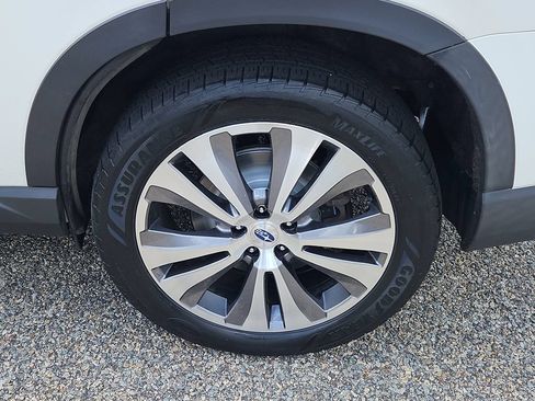 Used 2021 Subaru Ascent Limited w/ Technology Package AWD/4WD image 8