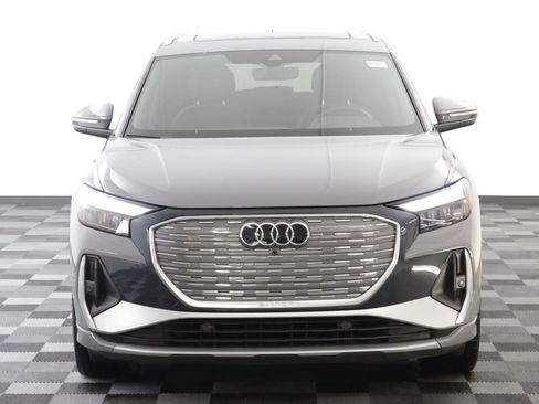 Used 2024 Audi Q4 e-tron Premium Plus w/ Premium Plus image 24