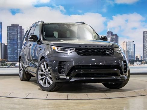 Certified 2025 Land Rover Discovery Dynamic SE image 2