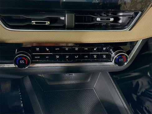 New 2026 Chevrolet Equinox ACTIV w/ Convenience Package III image 11