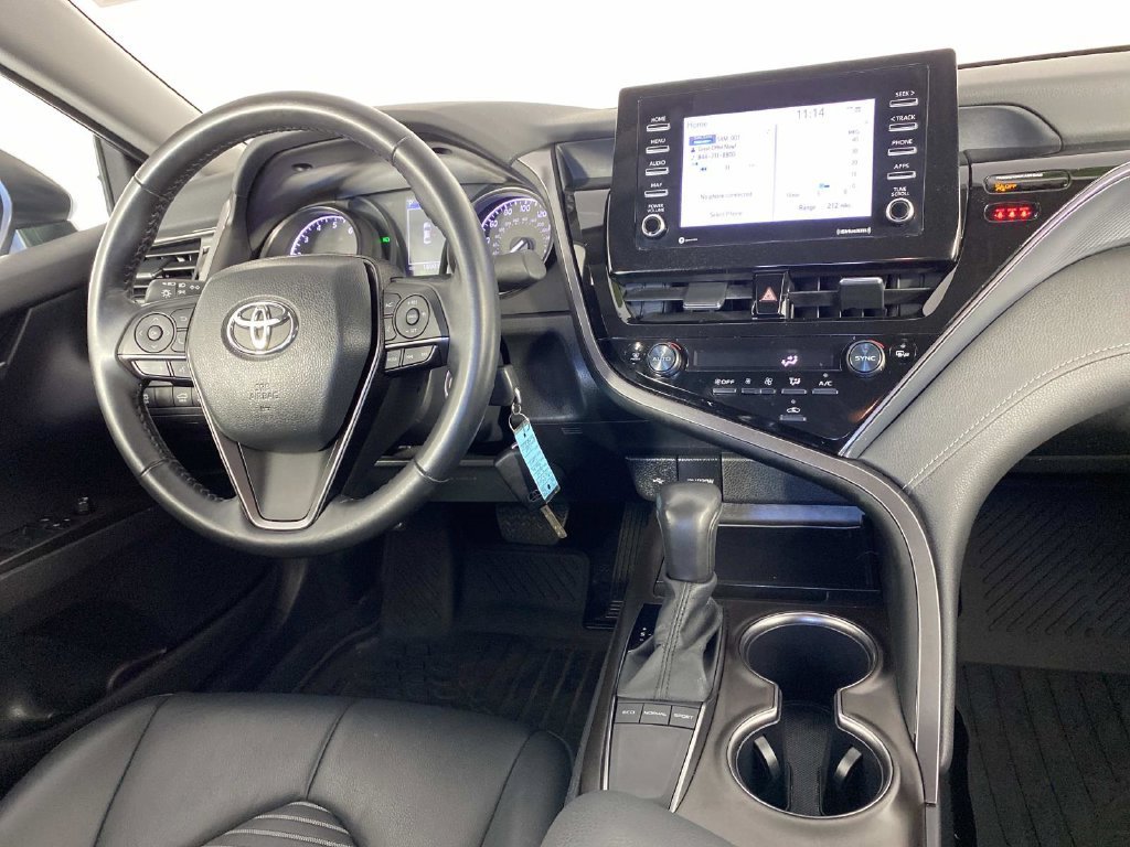 Used 2024 Toyota Camry SE FWD image 13