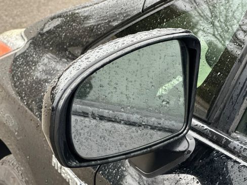 Used 2015 Toyota Prius Three image 51