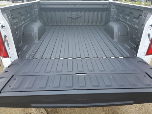 New 2026 Chevrolet Silverado 1500 RST w/ Dark Appearance Package image 9