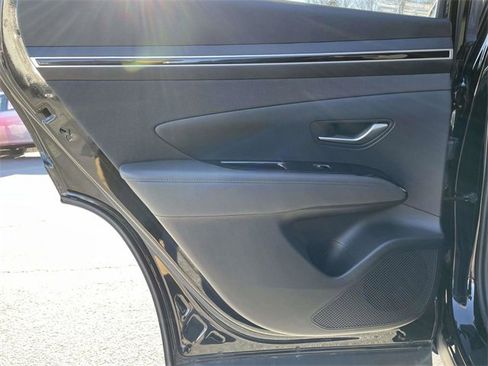 Used 2022 Hyundai Tucson SEL w/ Convenience + Premium Package image 16