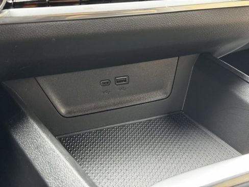 Used 2025 Chevrolet Equinox ACTIV image 13