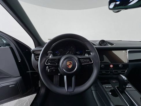 New 2026 Porsche Macan image 12