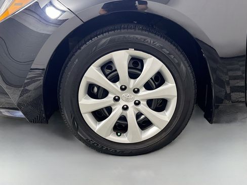 Used 2024 Toyota Corolla LE FWD image 14