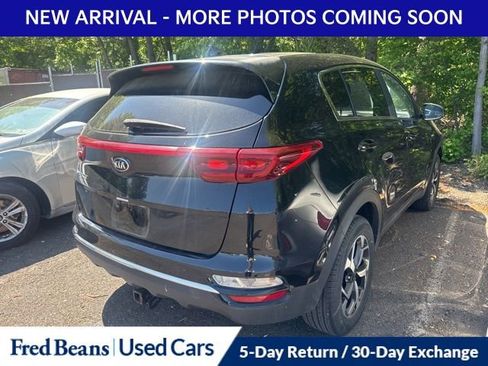Used 2021 Kia Sportage LX AWD/4WD image 3