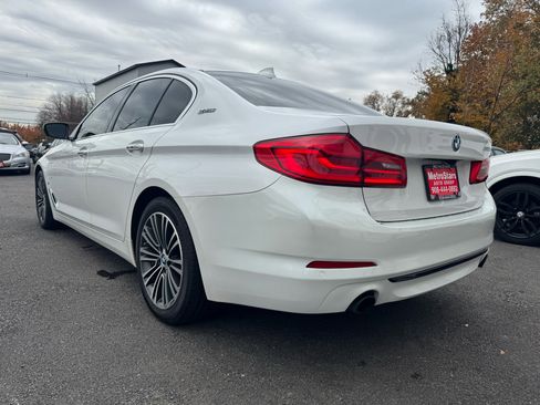 Used 2018 BMW 530e w/ Premium Package 2 image 5