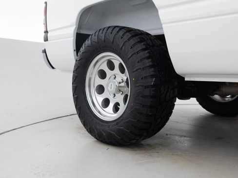 Used 2000 Dodge Ram 1500 Truck 2WD Quad Cab image 19