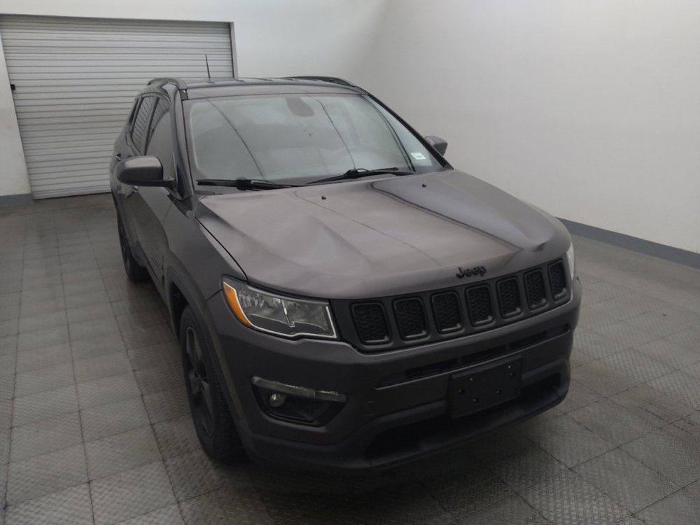 Used 2019 Jeep Compass Latitude FWD image 13