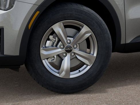 New 2026 Kia Sorento LX image 9