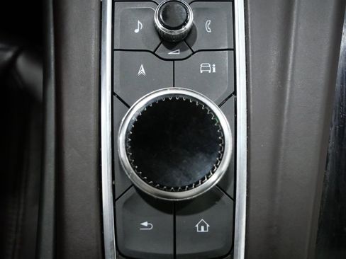 Used 2023 Cadillac Escalade ESV Premium Luxury Platinum AWD/4WD image 22