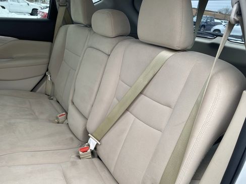 Used 2016 Nissan Murano S image 22