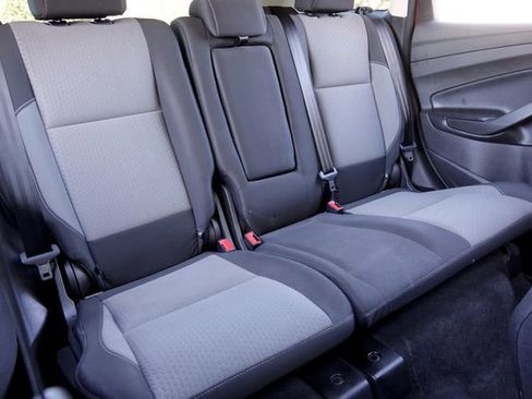 Used 2019 Ford Escape SE image 28