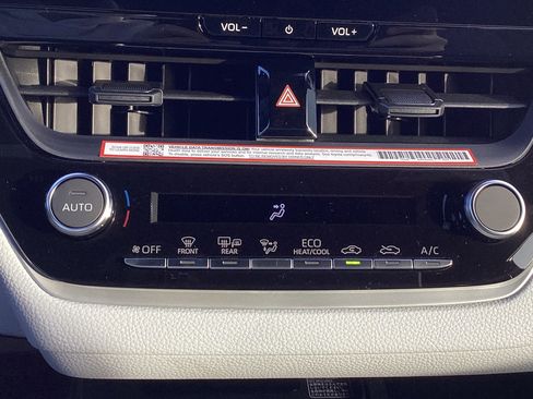 New 2026 Toyota Corolla SE FWD image 32