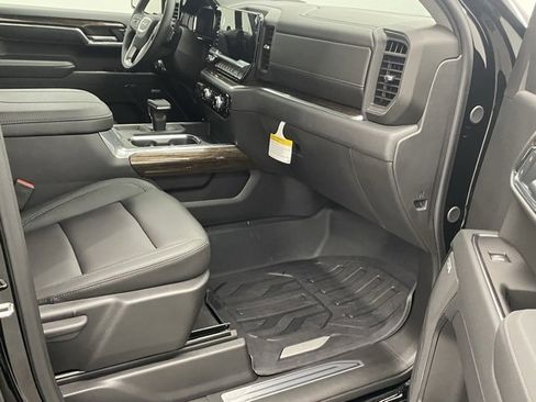 New 2026 GMC Sierra 1500 Elevation w/ Elevation Premium Package image 29