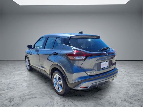 Used 2023 Nissan Kicks S FWD image 5