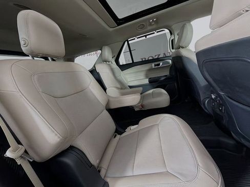 Certified 2020 Ford Explorer Limited AWD/4WD image 35