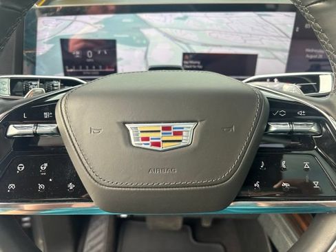Used 2025 Cadillac Escalade Sport Platinum w/ LPO, ONYX Package AWD/4WD image 10