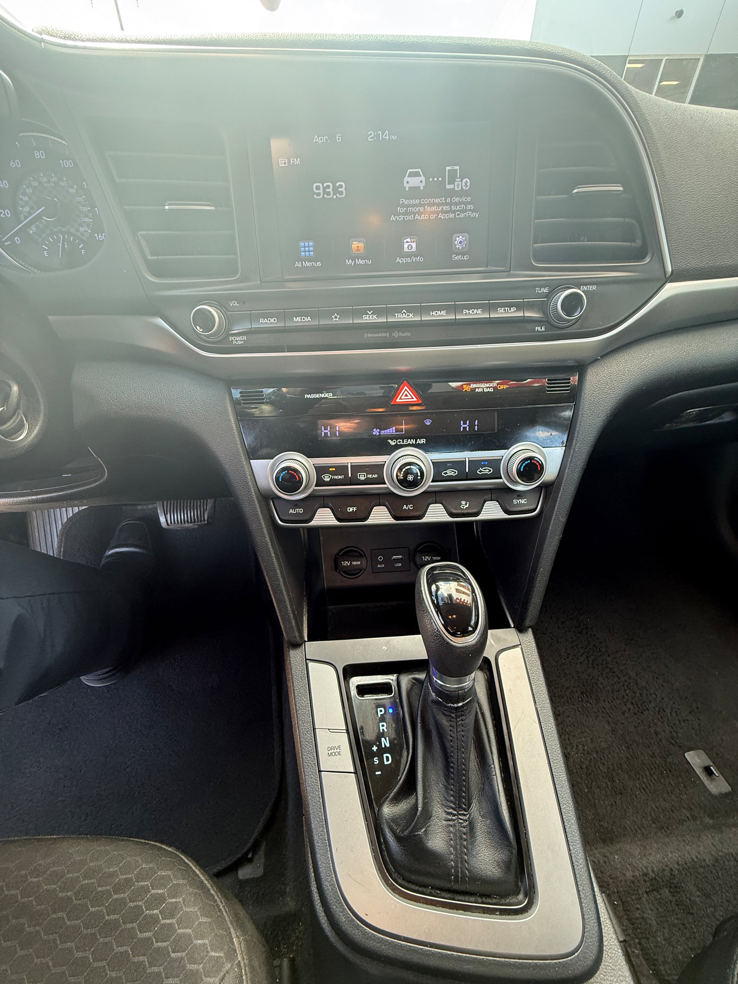 Used 2020 Hyundai Elantra SEL w/ Cargo Package (C1) FWD image 4