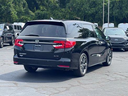 Used 2023 Honda Odyssey Elite image 19
