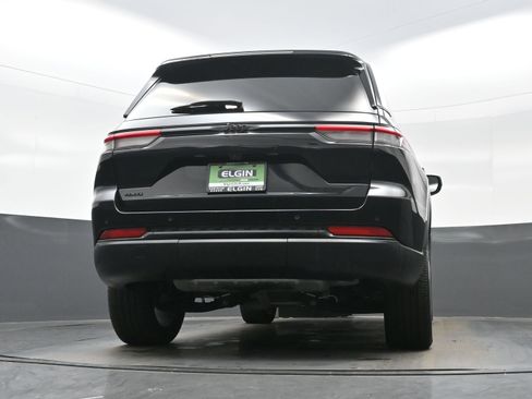 Used 2023 Jeep Grand Cherokee Altitude image 29