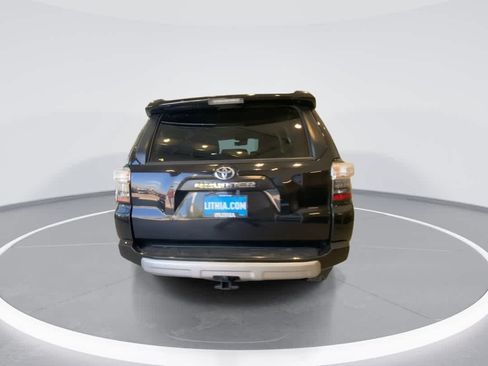 Used 2024 Toyota 4Runner TRD Off-Road AWD/4WD image 7