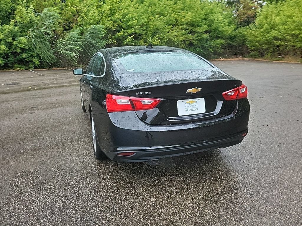 Used 2023 Chevrolet Malibu LT FWD image 14