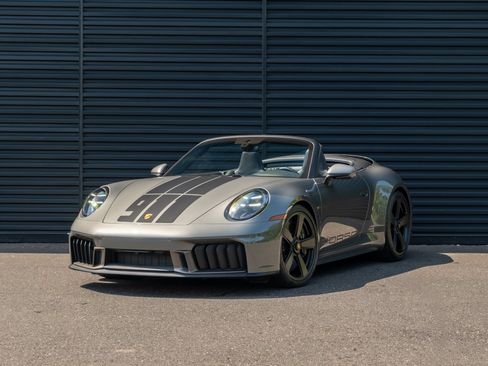 Used 2026 Porsche 911 Carrera GTS RWD image 1