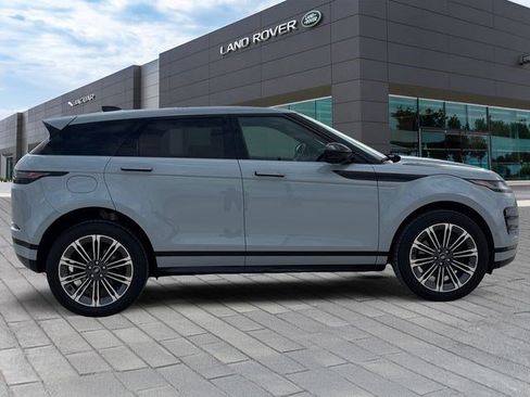 Used 2026 Land Rover Range Rover Evoque Dynamic SE AWD/4WD image 6