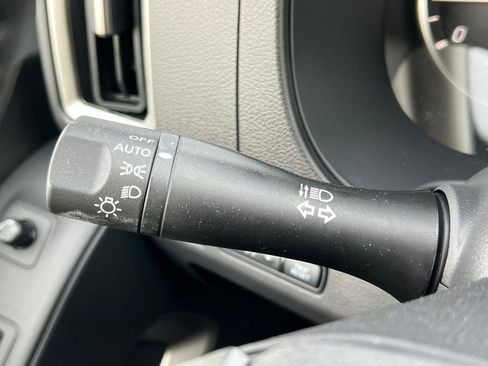 New 2026 Nissan Frontier SV w/ All-Weather Content Package image 18