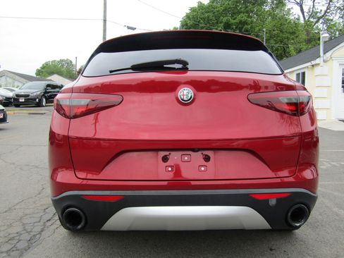 Used 2018 Alfa Romeo Stelvio Ti AWD/4WD image 6