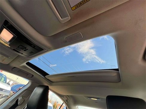 Used 2023 Lexus ES 350 w/ Premium Package image 33