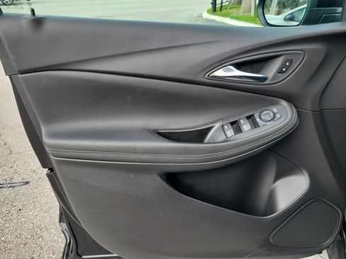 Used 2023 Buick Encore GX Preferred FWD image 21