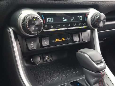 Used 2023 Toyota RAV4 SE w/ Weather & Moonroof Package AWD/4WD image 15