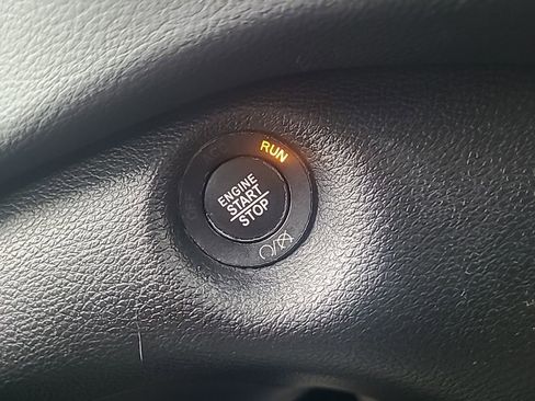 Used 2021 Jeep Cherokee Limited w/ Trailer Tow Group image 27