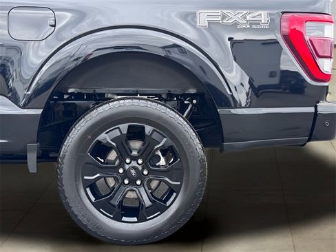 Used 2022 Ford F150 Lariat w/ Equipment Group 502A High image 47