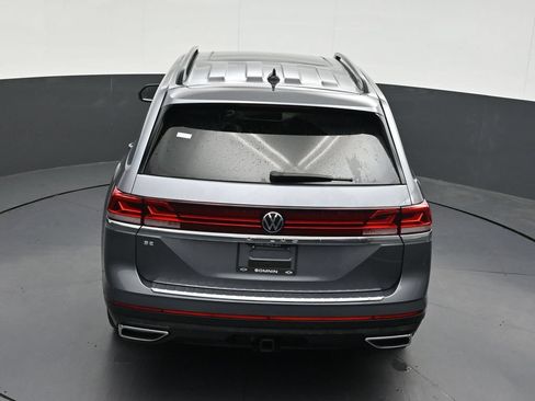 Used 2024 Volkswagen Atlas SE FWD image 18