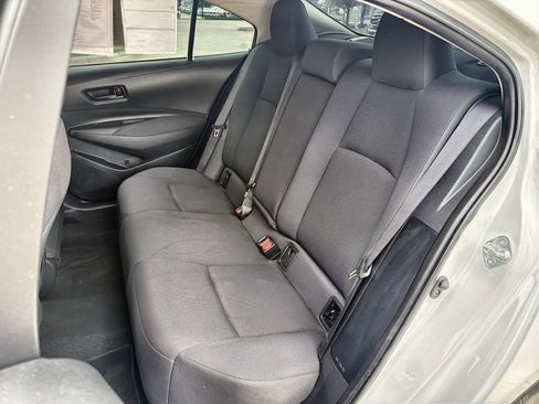 Used 2022 Toyota Corolla LE w/ LE Convenience Package FWD image 21
