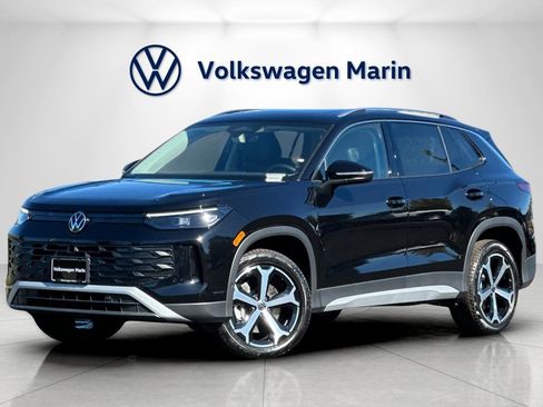 New 2026 Volkswagen Tiguan SE image 1