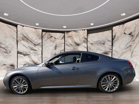 Used 2013 INFINITI G37 Sport RWD image 5