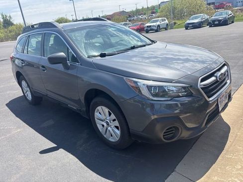 Used 2019 Subaru Outback 2.5i AWD/4WD image 9